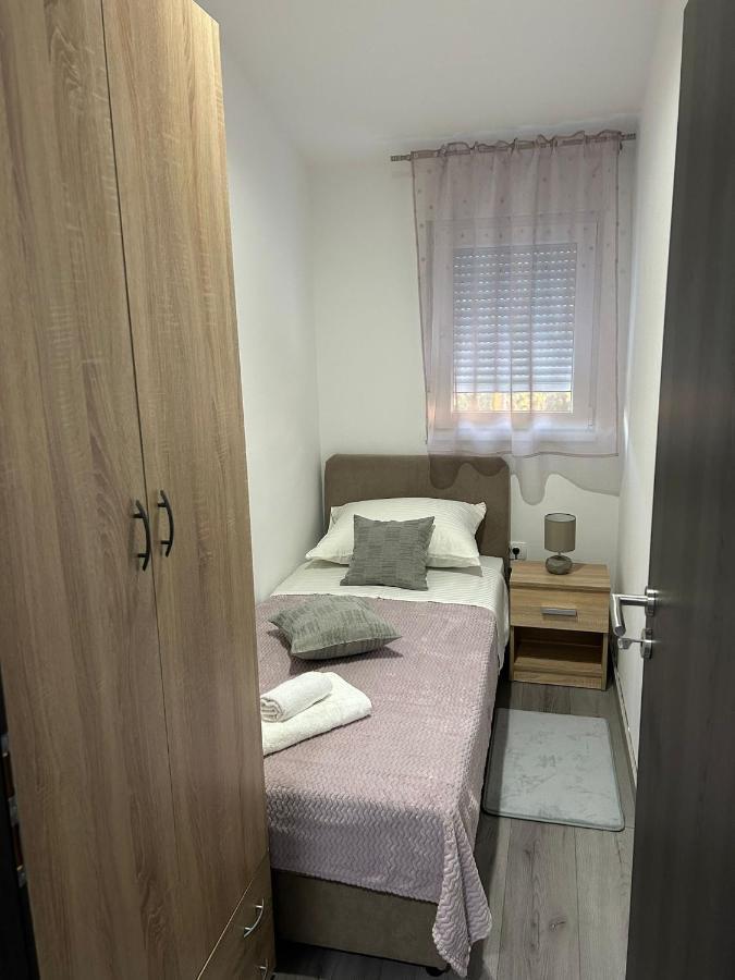 Apartment Marko With A Beautiful View Of The Sea Kaštel Sućurac Bagian luar foto