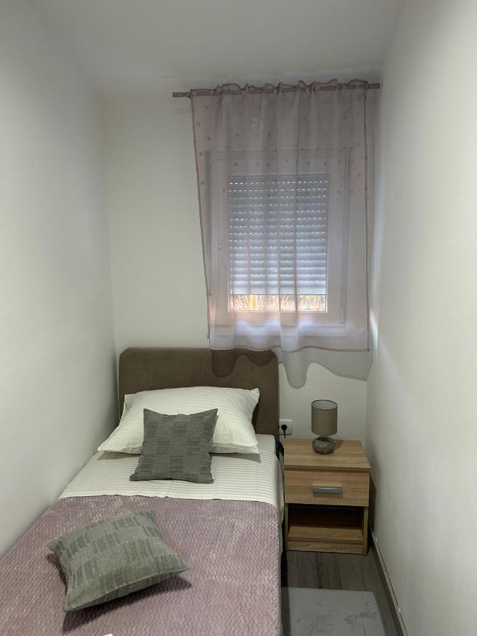 Apartment Marko With A Beautiful View Of The Sea Kaštel Sućurac Bagian luar foto